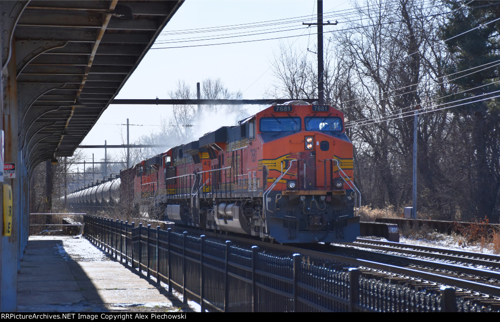 BNSF 7681